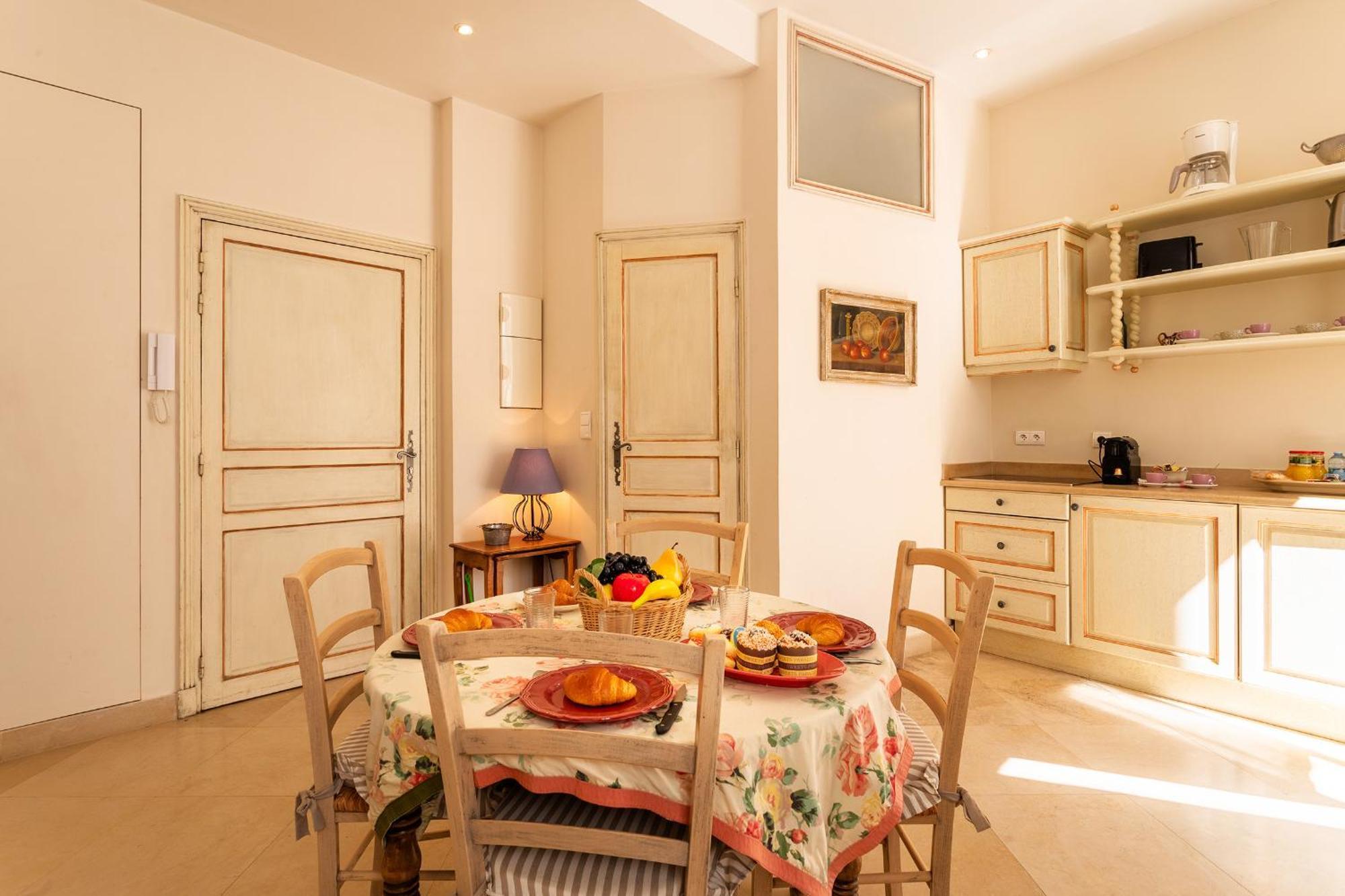 Apartment Freres Pradignac