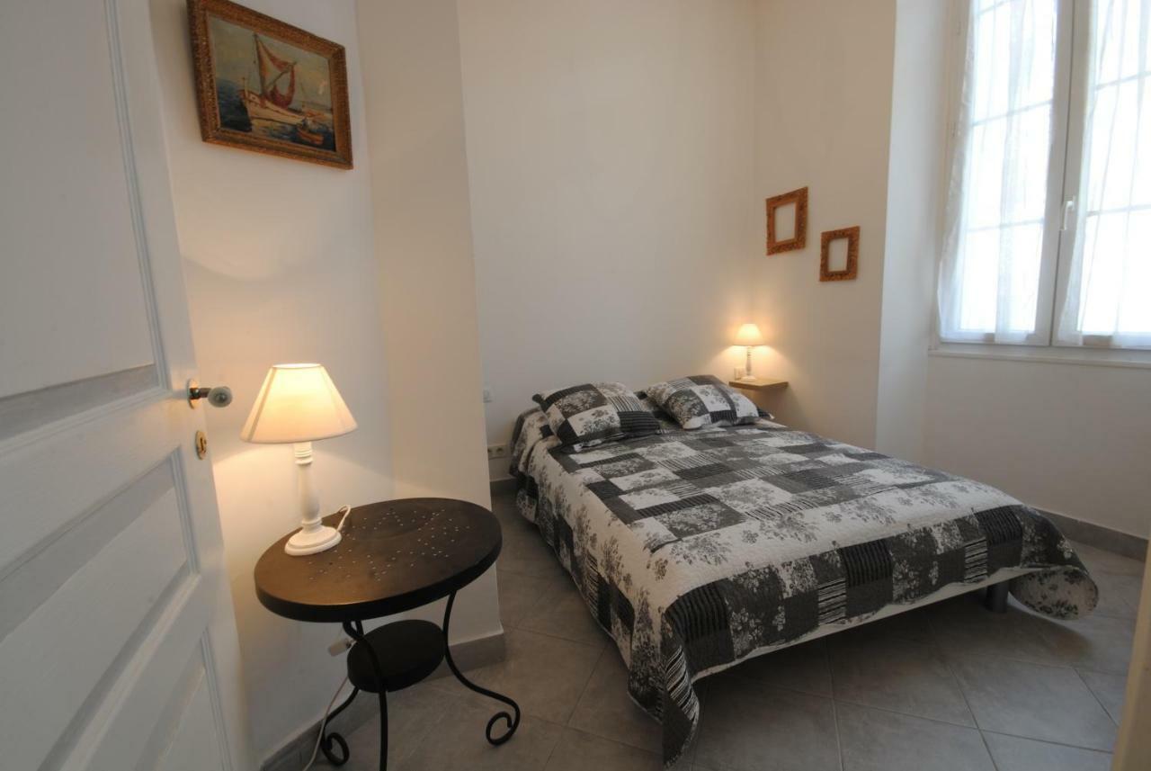 Freres Pradignac Apartment